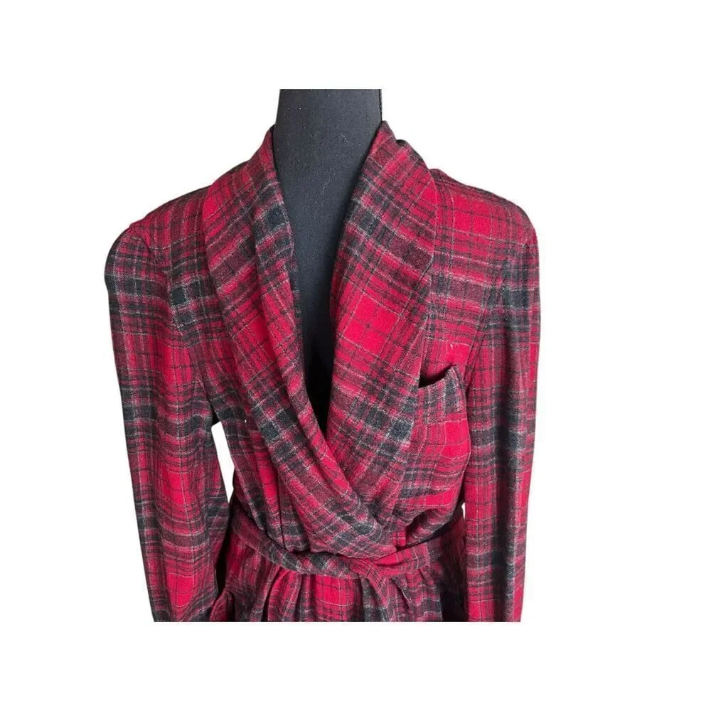 PENDLETON Vintage Red Virgin Wool Tartan Plaid Belted Bathrobe Men Size Medium